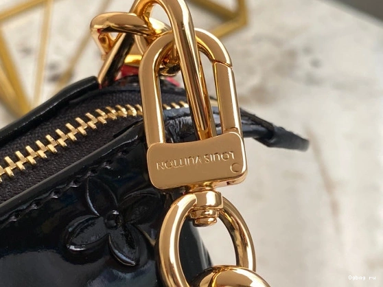PM LOUIS COUSSIN VUITTON 0810